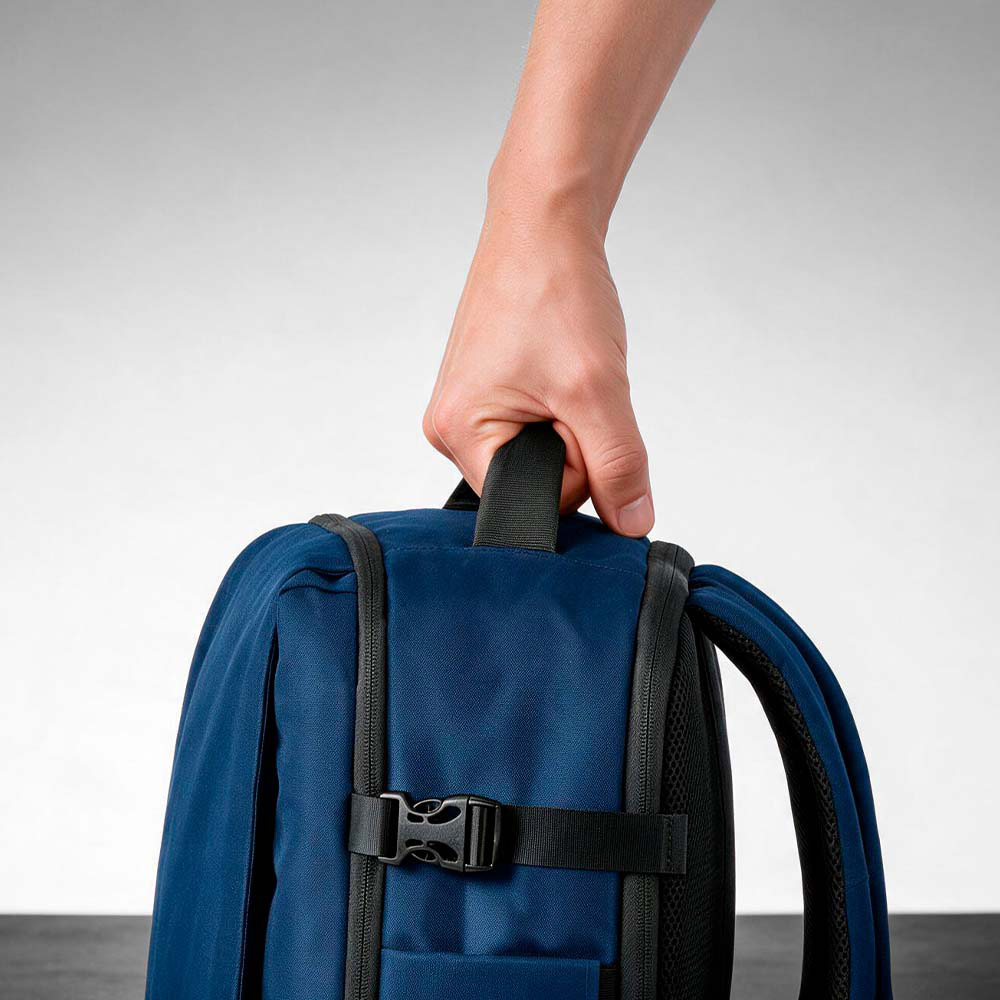 Belfast Rucksack 20L aus rPET. Handgepäckgeeignet. Geeignet für Laptops bis 17" - Marineblau