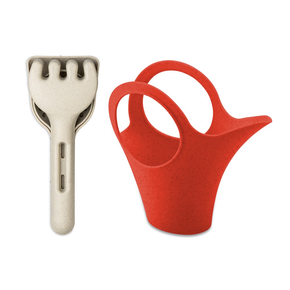 KOZIOL KLIKK SAND READY GARDEN Sandwerkzeug Set 3-teilig + Gießkanne - nature desert sand/nature red