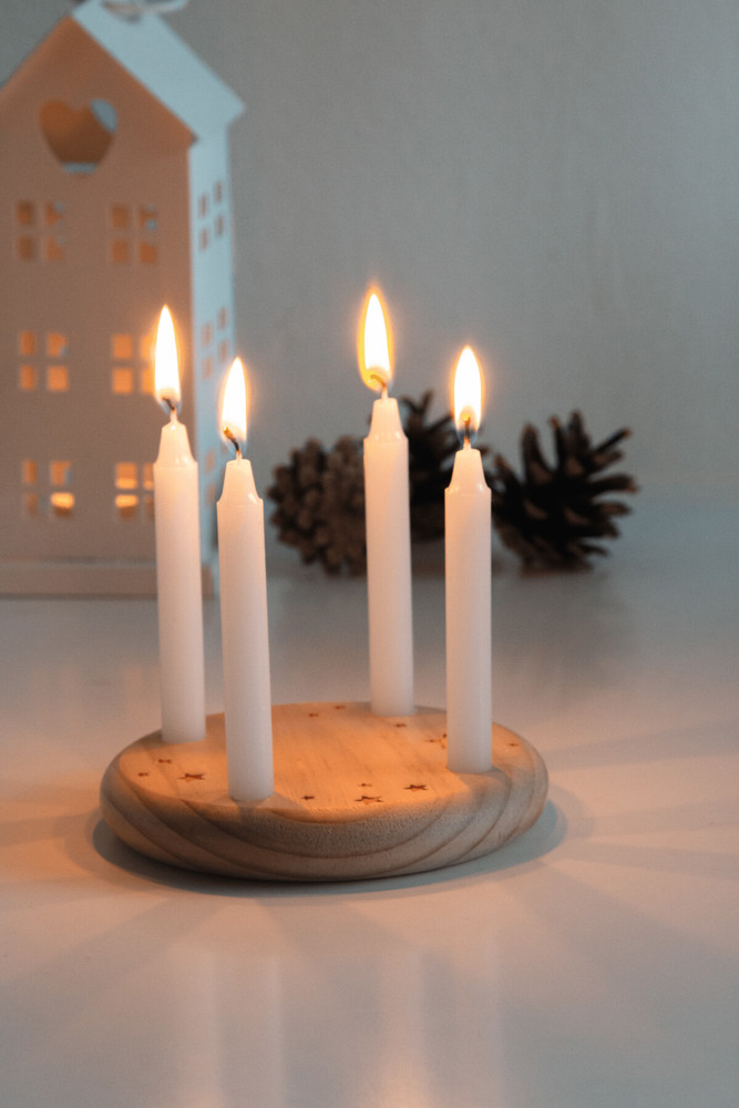4-CHRISTMAS - Petite couronne de l’Avent en bois